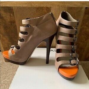 ISO Aldo Geringer!!! SIZE 10!